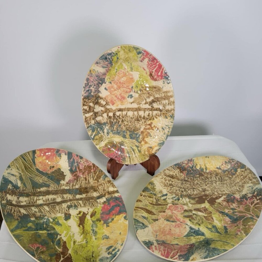 Handmade Ceramic Sgraffito Plates Oregon PNW Artisan Pottery  Set Of 3 Stamped - Picture 6 of 10